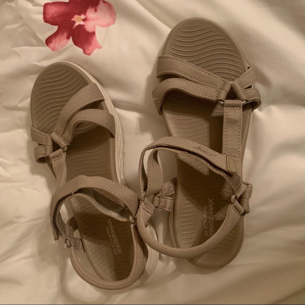 Skechers sandals